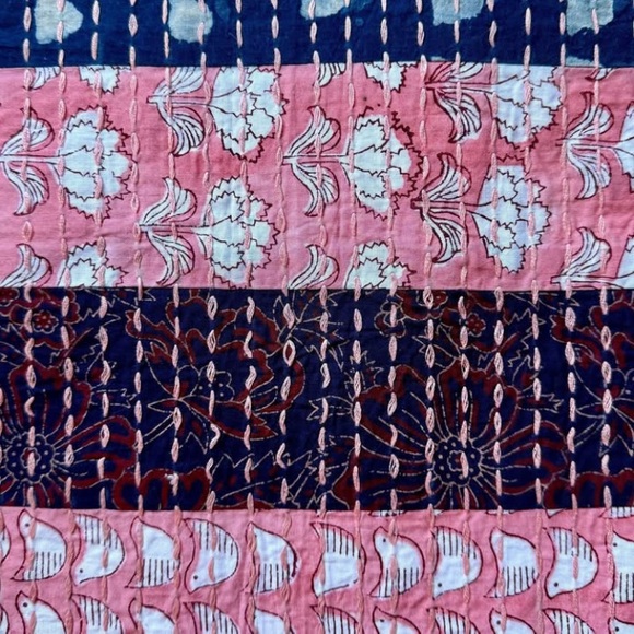 Beautiful BOHO HANDCRAFTED Floral Pink and Blue Tote Bag NWT - Picture 7 of 10